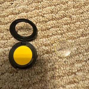 MAC Eyeshadow - Color Chrome Yellow